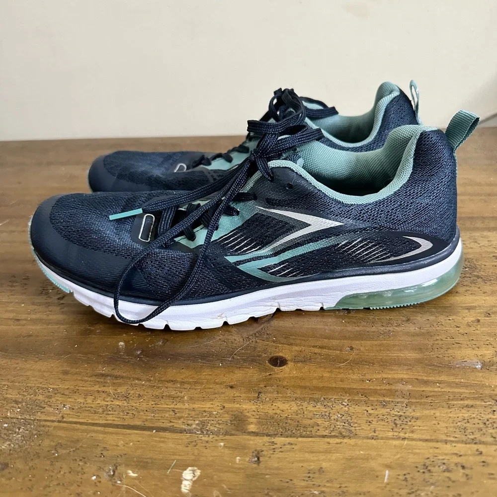 Crane Blue Fitness Trainers,size 8